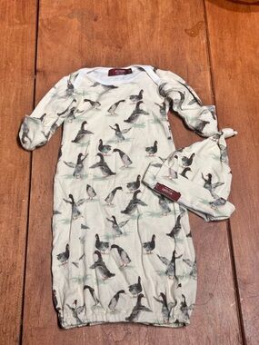 Milkbarn Cream Baby Sleep Gown & Knot Hat with Duck Print